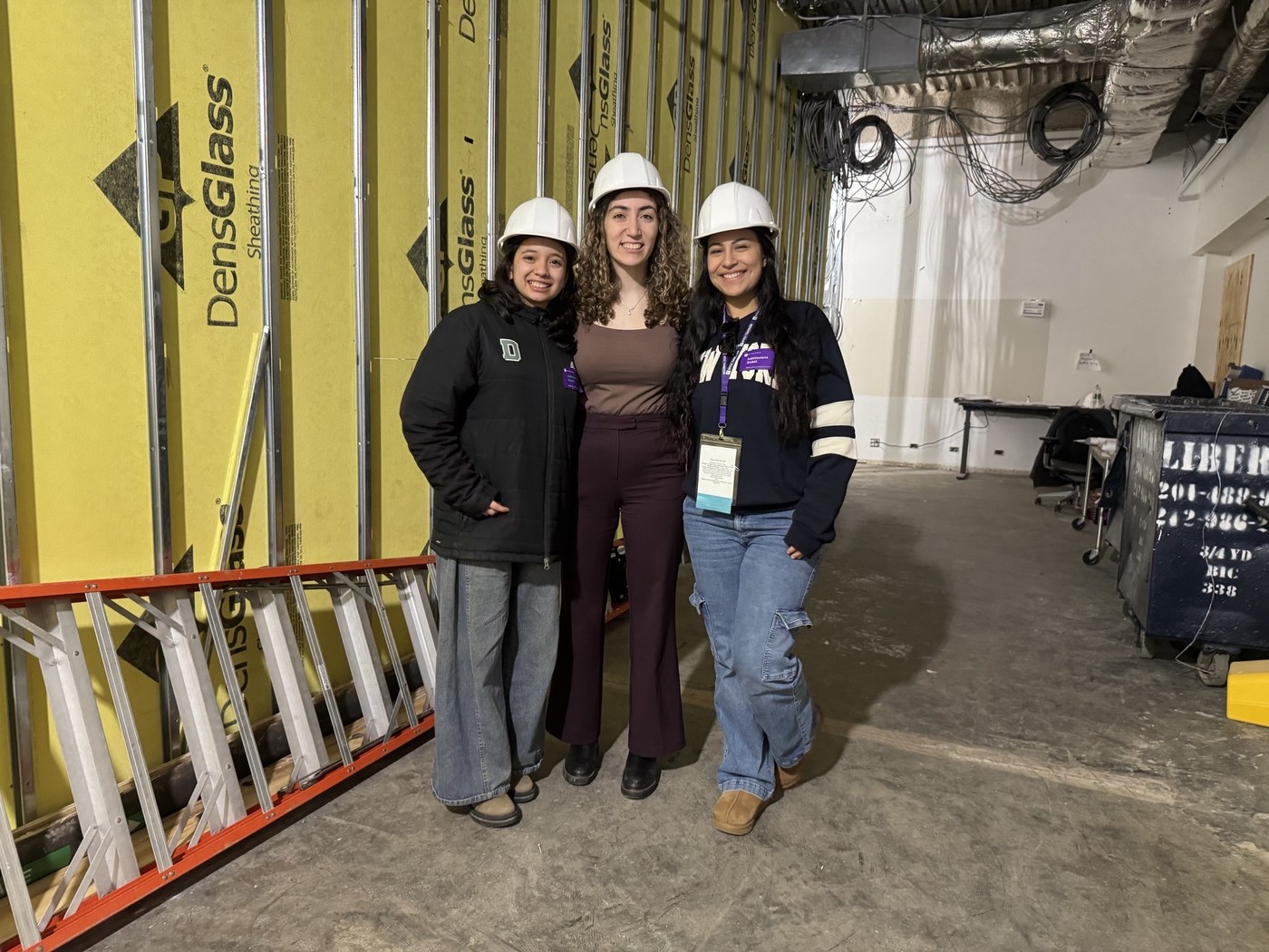 ALMA Lab members visiting the lab